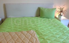 PŘEHOZ 100% bavlna UNI BÉŽOVÝ - ZELENÝ 140x220 - Přehoz na postel a deky - Přehozy - přehoz na jednolůžko Přehoz na postel a deky - Přehozy - přehoz na jednolůžko