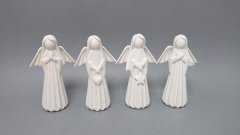 Anděl keramika stojící bílý Polystonové a keramické figurky - andělé, kominík, děti, důchodci, houby