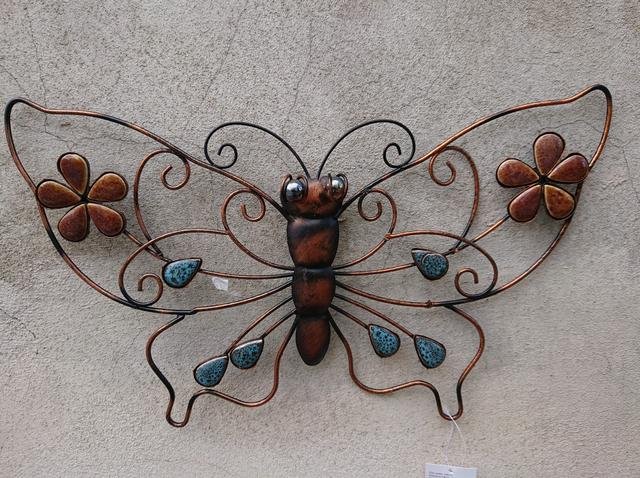 Motýl kov s kamínky střední - Poslední naskladněné zboží - dekorace, umělé květiny, bytové a kuchyňské doplňky, dřevěné dekorace, proutí