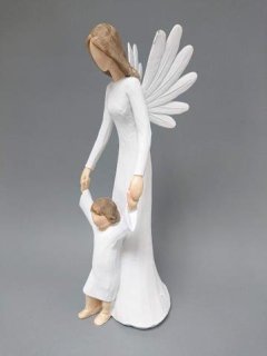 Anděl s děckem bílý Polystonové a keramické figurky