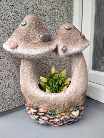 Obal MG houby s kamínky - Polystonové a keramické figurky