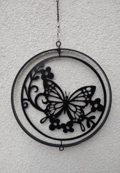 Motýl kov v kruhu závěs Vanocni_dekorace - Kuchyňka a gastro vybavení - umělé květiny
