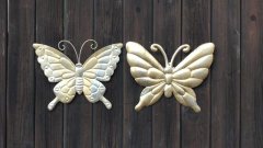 Motýl plechový menší umělé květiny - kovové figury, zápichy, zahradní dekorace