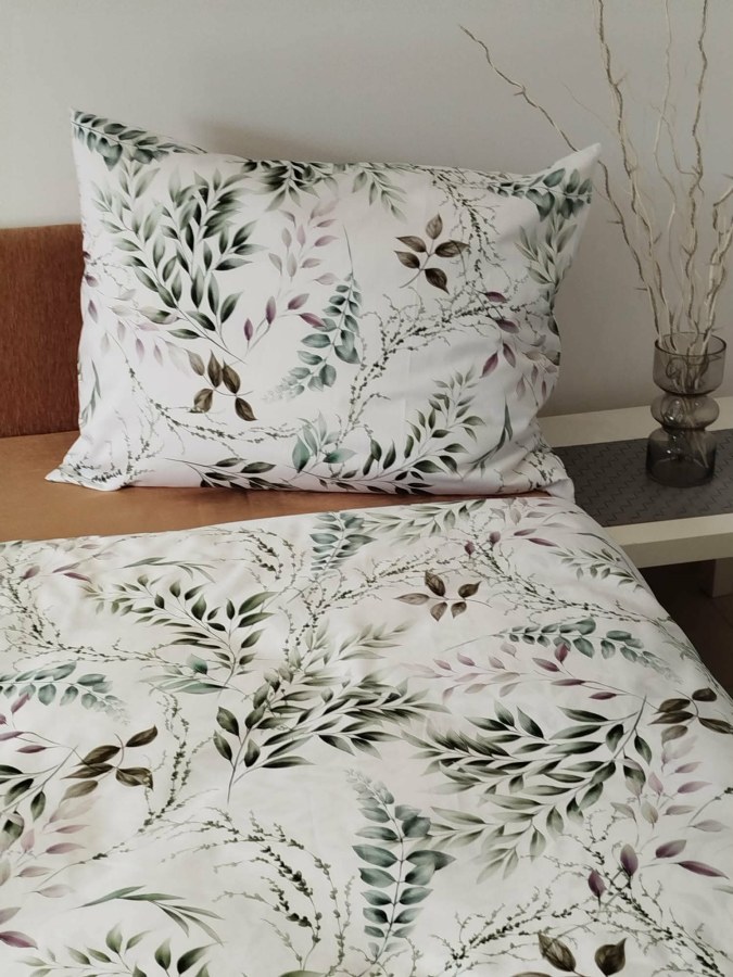 Povlečen Lístky v zelené - bavlněný satén