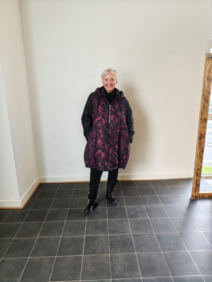 Barevná bunda - Bundy, kabáty, kardigany