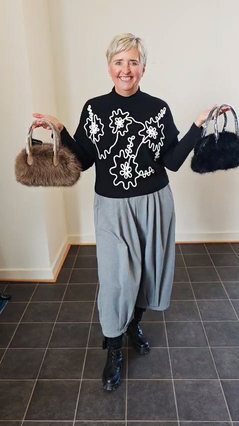 Kabelky, tašky, batohy - Kabelka váleček Kabelka váleček - Kabelky, tašky, batohy