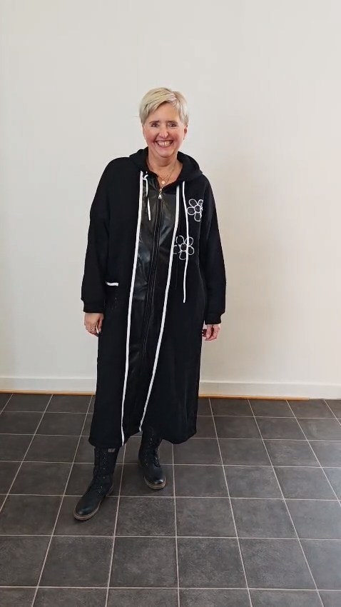 Bundy, kabáty, kardigany - Kabátek nebo šaty Kabátek nebo šaty - Bundy, kabáty, kardigany